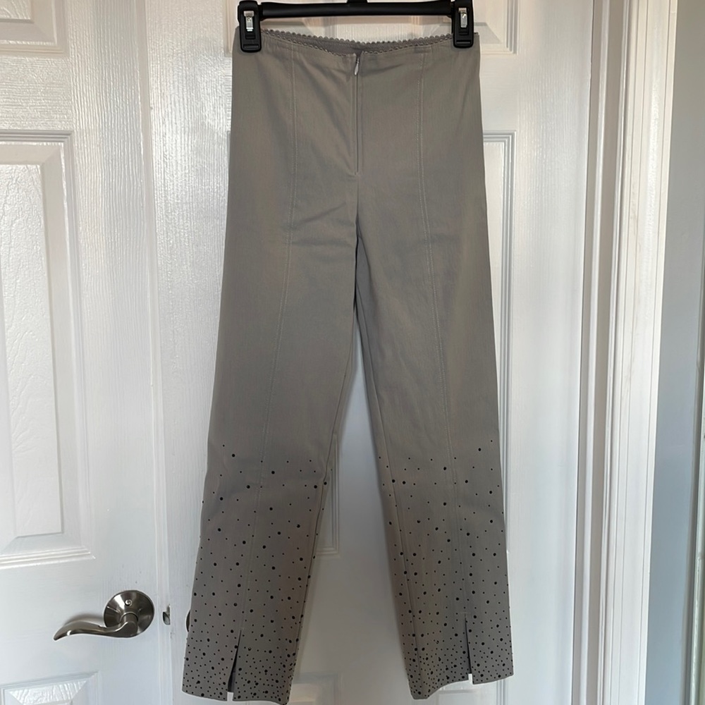 Patchington Ladies Size 4 NWT Stretchy Gray Ankl Pants BLK rhinestones split Hem